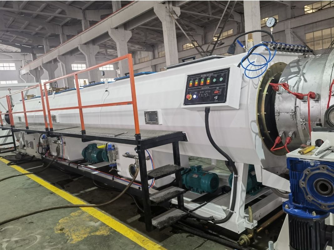 Siemens Electric Parts HDPE Solid Wall Pipe Extrusion Machine cho sản xuất chính xác