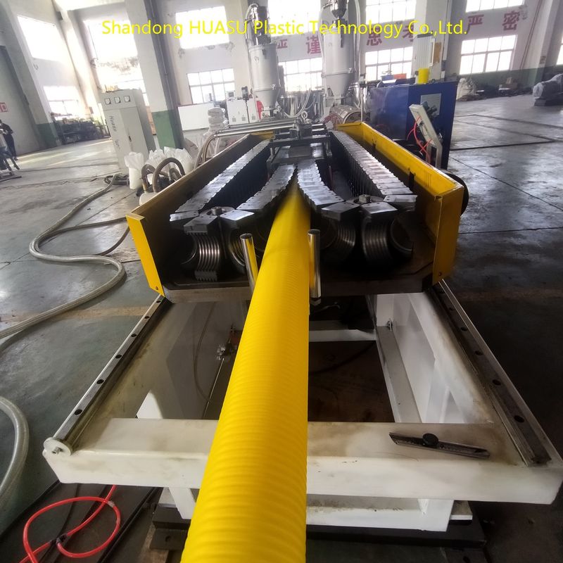 Công suất sản xuất 100-1000kW Máy ống sợi lợp hai tường với điều khiển PLC và làm mát bằng nước cho đầu ra tùy chỉnh