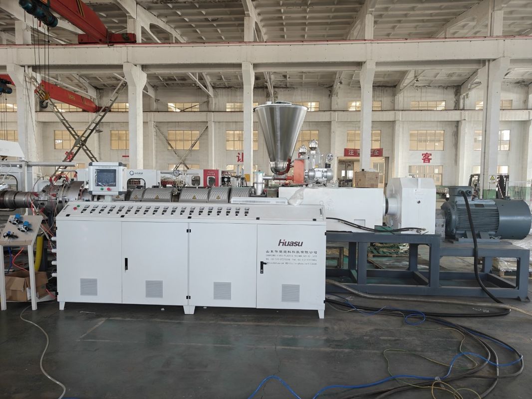 Máy chế tạo ống PVC lồi được tùy chỉnh để sản xuất vật liệu PVC