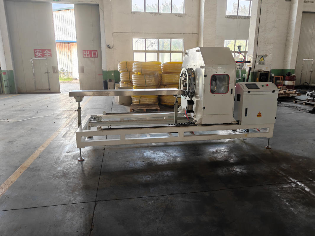 Dây chuyền đùn ống gợn sóng thành đơn tự động Siemens Inverter với Rơ le Omron cho ống 75-250mm