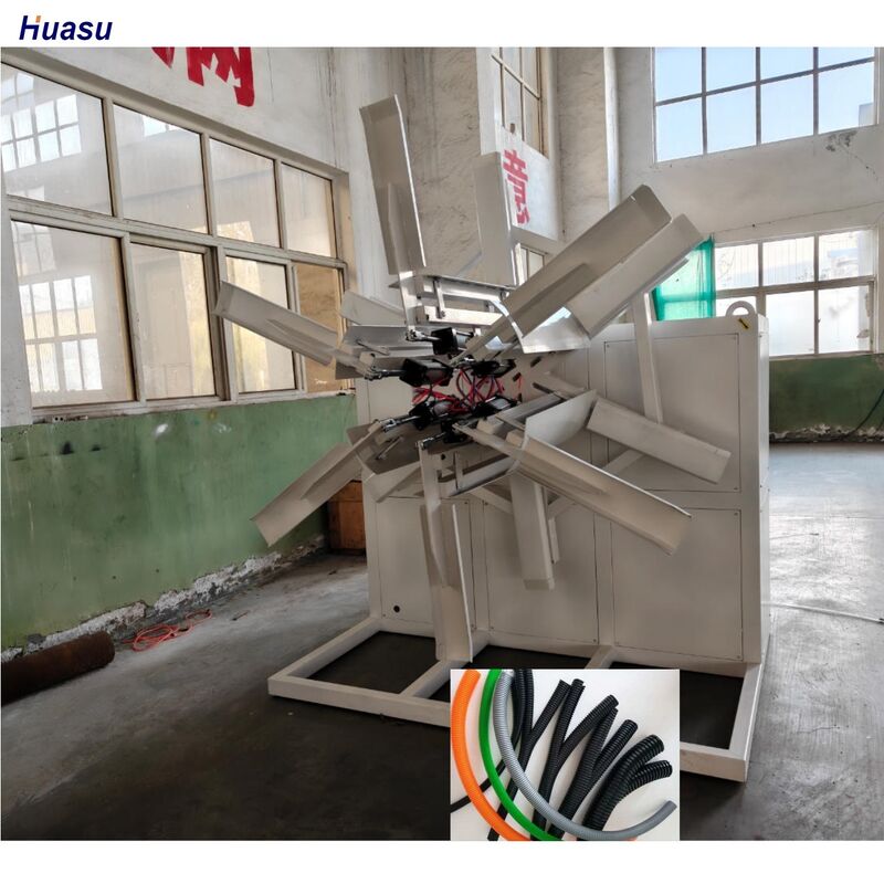 Dây chuyền đùn ống gợn sóng hai thành với Động cơ AC Siemens Beide, 48 khuôn và Tỷ lệ trục vít 33:1