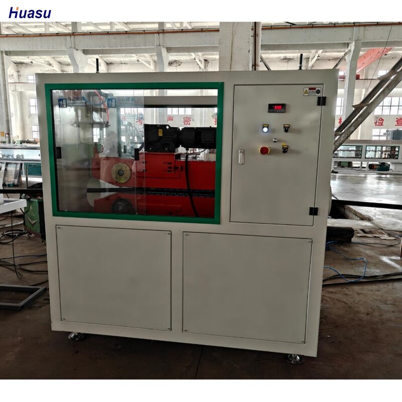 Đường đẩy ống lợp tường duy nhất với điều khiển PLC, công suất động cơ 37kw và thiết kế một vít cho sản xuất ống nhất quán