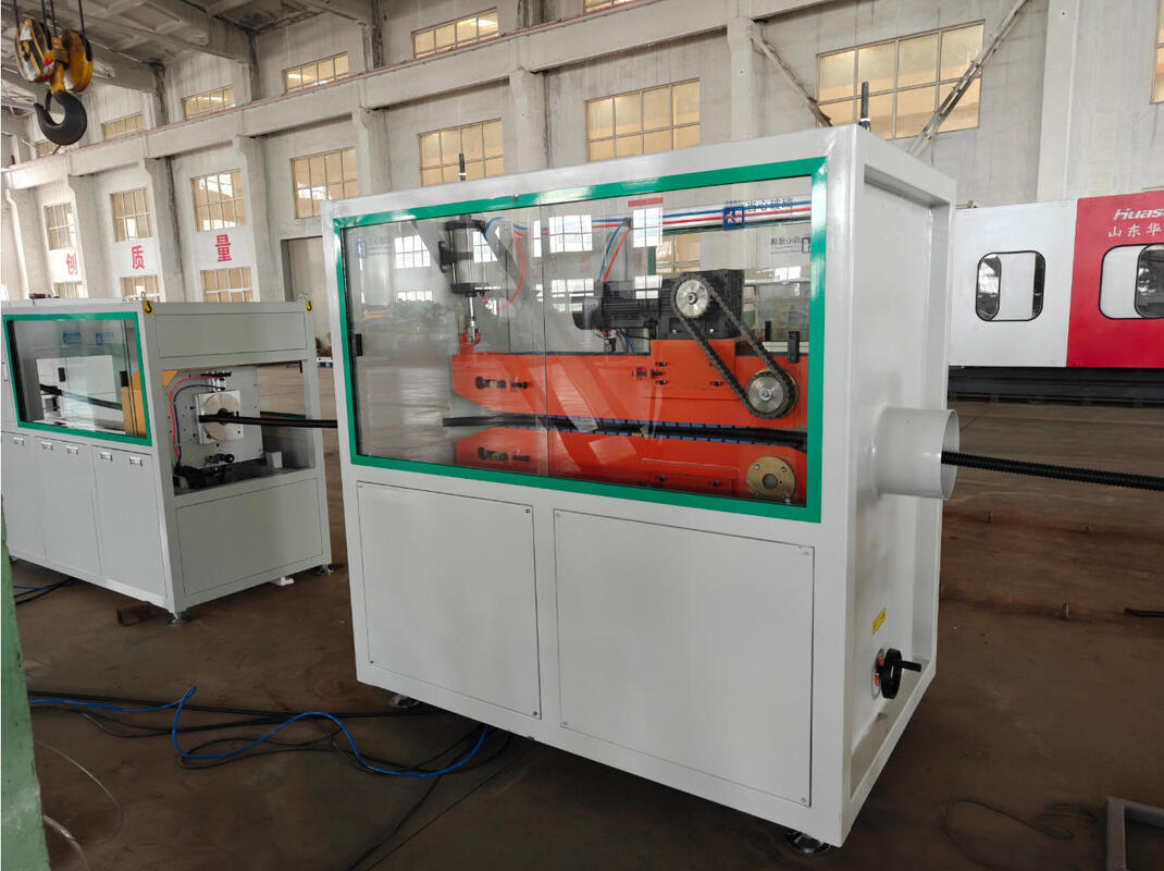 Đường xả ống lợp một bức tường hoàn toàn tự động với làm mát bằng nước và động cơ Siemens cho sản xuất tốc độ cao